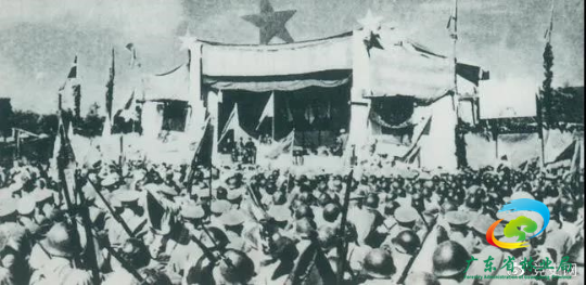 1950年5月19日，人民解放军解放舟山群岛。图为舟山军民举行庆祝解放大会。