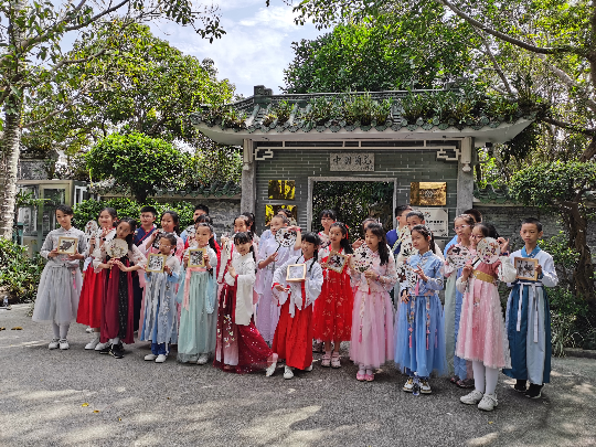 深圳市兰科植物保护研究中心活动.jpg